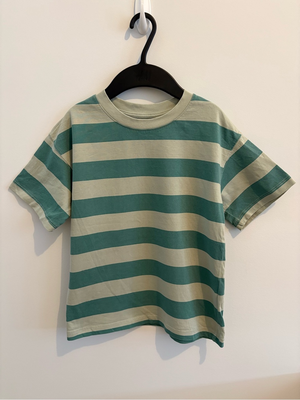 H&M Green and Cream Striped Short Sleeve Tee